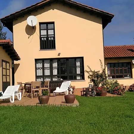 Preciosa A 1.5 Km De La Playa De La Marina Ribadesella